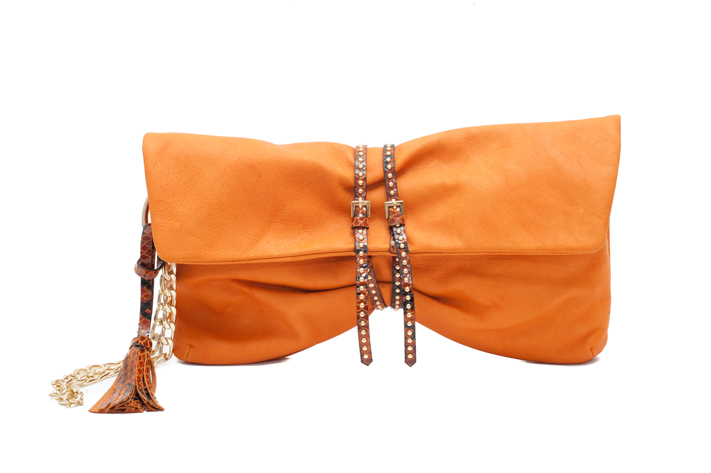 Clutch em pele laranja_79.90